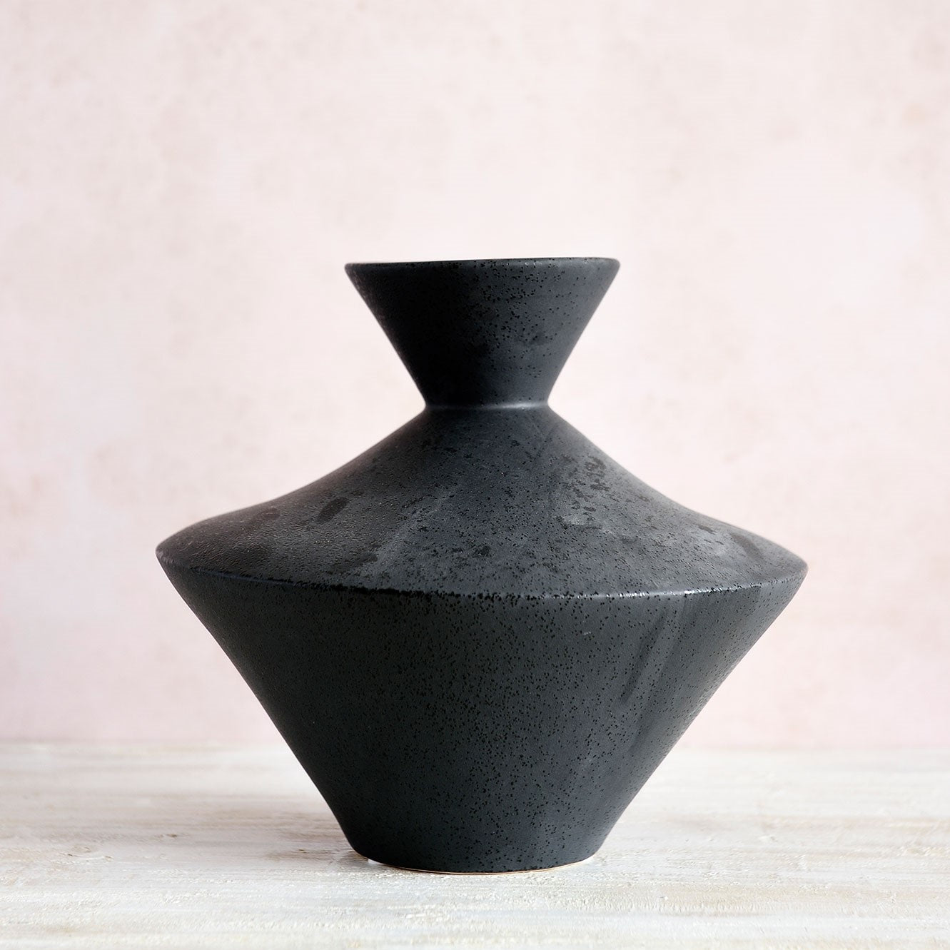Kylo Ceramic Vase