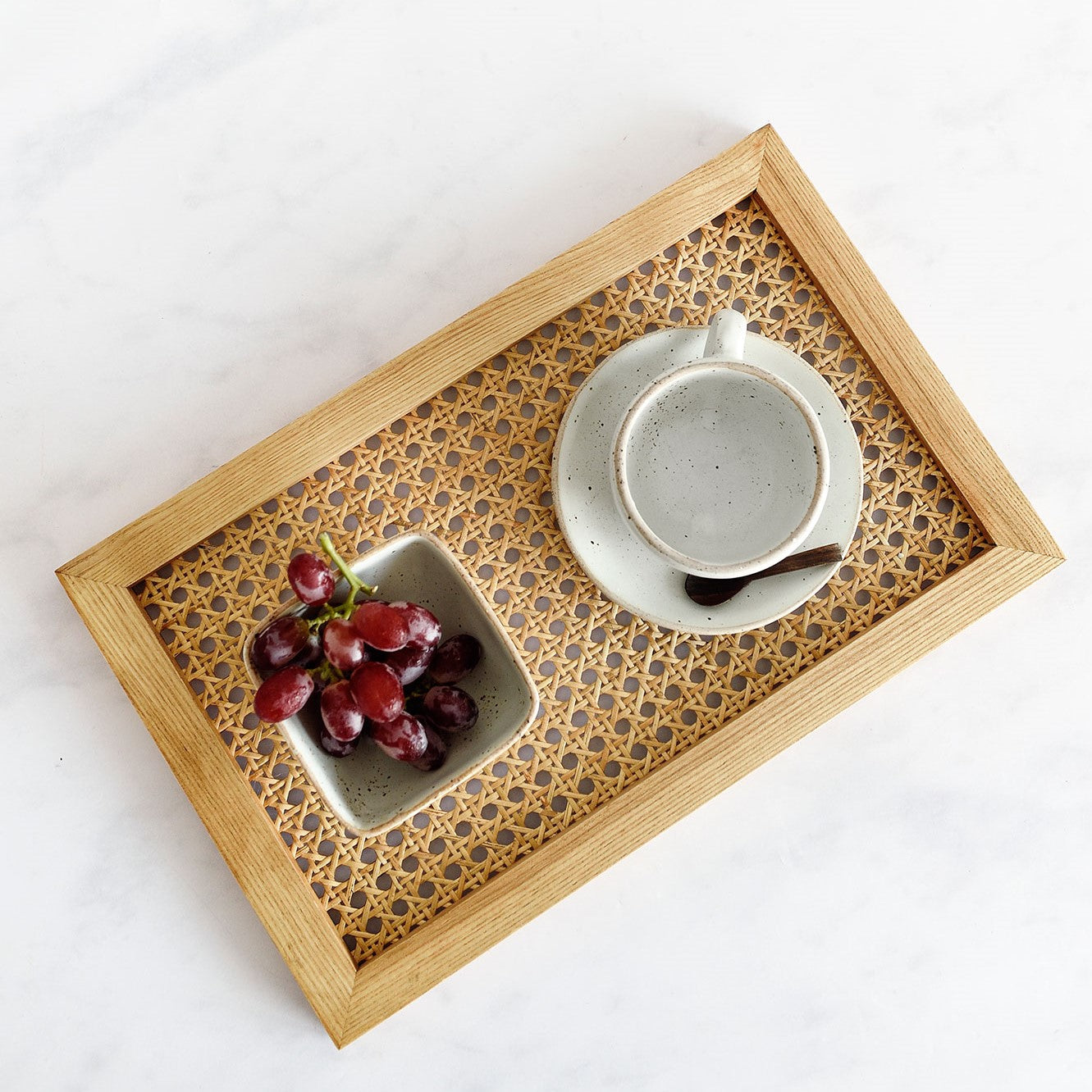 Ode Rattan tray